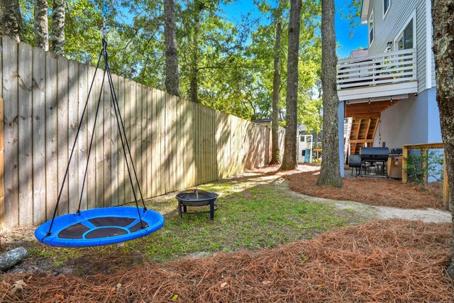 1319 Lucinda Street, Mount Pleasant, SC 29466
