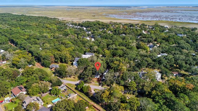 1319 Lucinda Street, Mount Pleasant, SC 29466