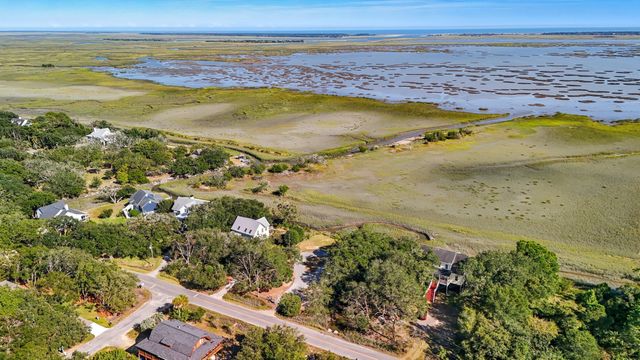 1319 Lucinda Street, Mount Pleasant, SC 29466