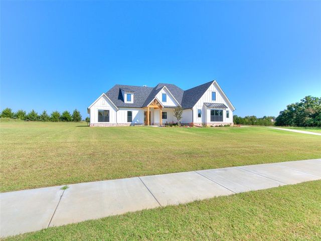 14029 North Ridge Drive, Choctaw, OK 73020