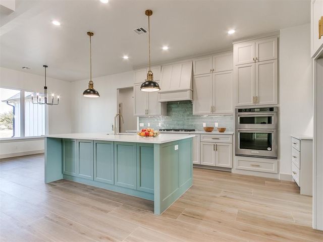 14029 North Ridge Drive, Choctaw, OK 73020