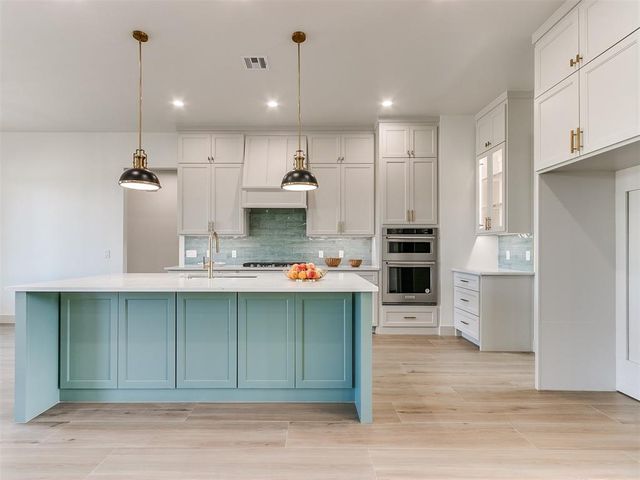 14029 North Ridge Drive, Choctaw, OK 73020
