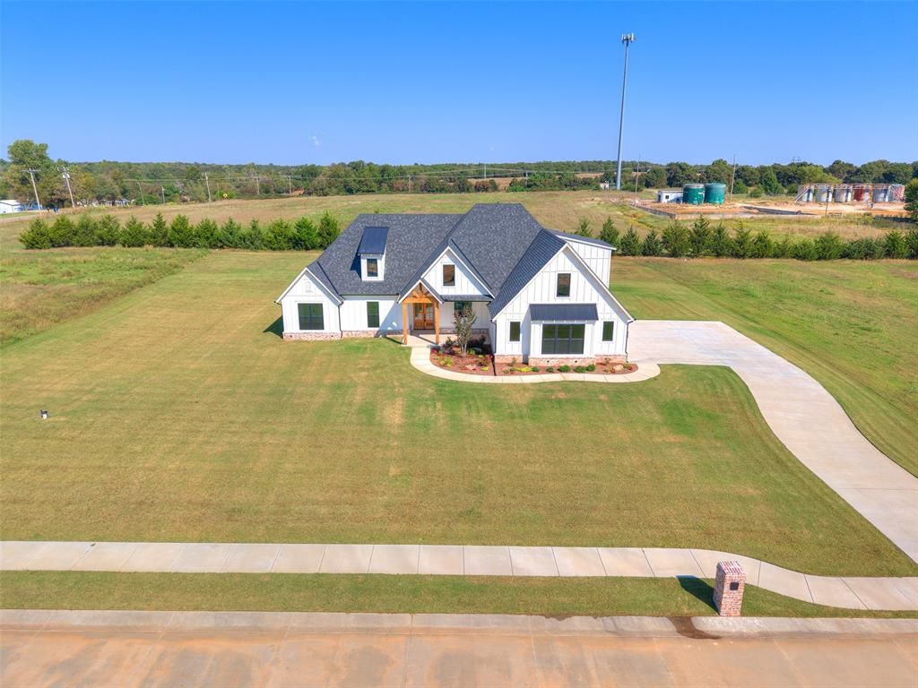 14029 North Ridge Drive, Choctaw, OK 73020