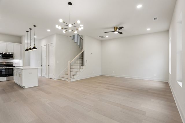 1709 River Dr A, Nashville, TN 37218