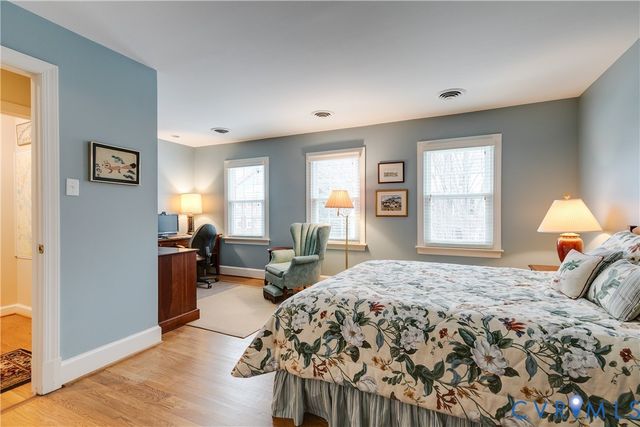 498 St Albans Way, Henrico, VA 23229