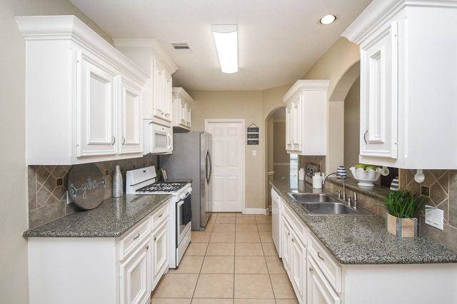 2439 Teresa Drive, Rosenberg, TX 77471