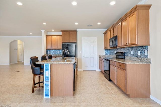 3055 Apple Blossom DR, Alva, FL 33920