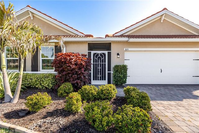 3055 Apple Blossom DR, Alva, FL 33920