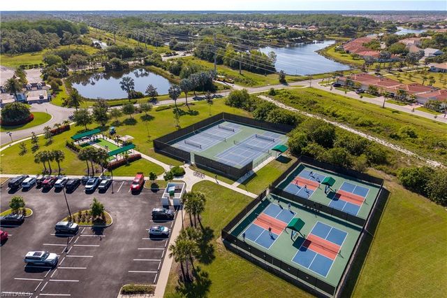 3055 Apple Blossom DR, Alva, FL 33920