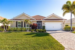 3055 Apple Blossom DR, Alva, FL 33920