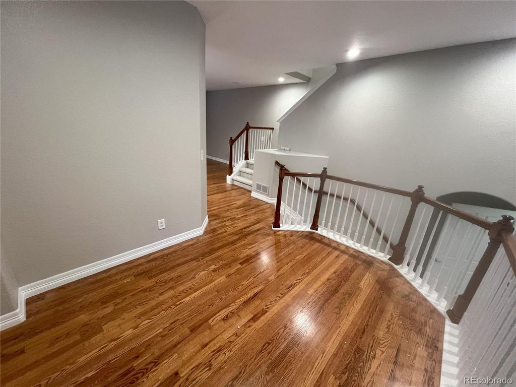 Image 8 of property listing at 9256 Kornbrust Drive, Lone Tree, CO 80124