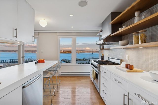 333 Greenwich Street 3, San Francisco, CA 94133