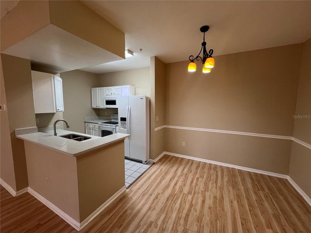 14353 FREDRICKSBURG DRIVE 915, Orlando, FL 32837