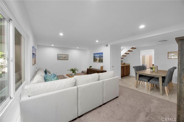 4272 Paseo De Oro, Cypress, CA 90630