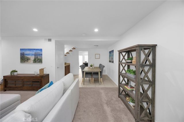 4272 Paseo De Oro, Cypress, CA 90630
