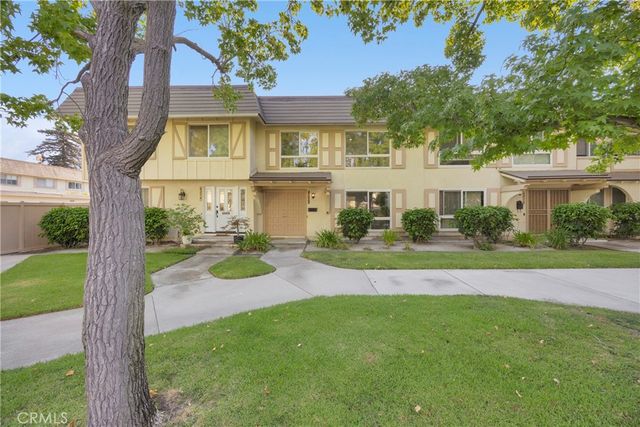 4272 Paseo De Oro, Cypress, CA 90630