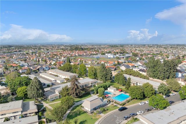 4272 Paseo De Oro, Cypress, CA 90630