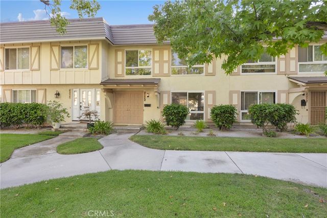 4272 Paseo De Oro, Cypress, CA 90630