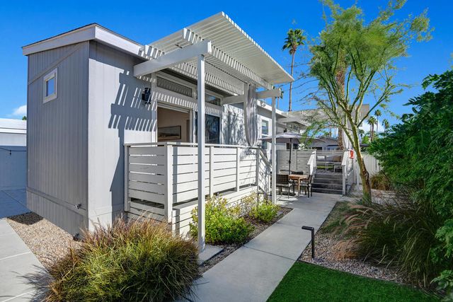 311 Kona Lane, Palm Springs, CA 92264