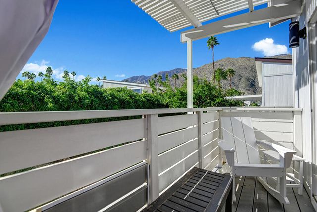 311 Kona Lane, Palm Springs, CA 92264