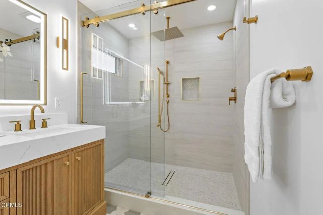 978 Colina Vista, Ventura, CA 93003