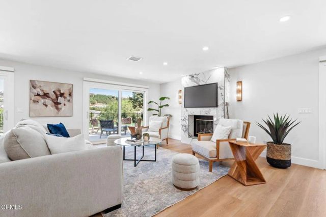 978 Colina Vista, Ventura, CA 93003