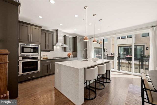 1522 16TH CT N, Arlington, VA 22209