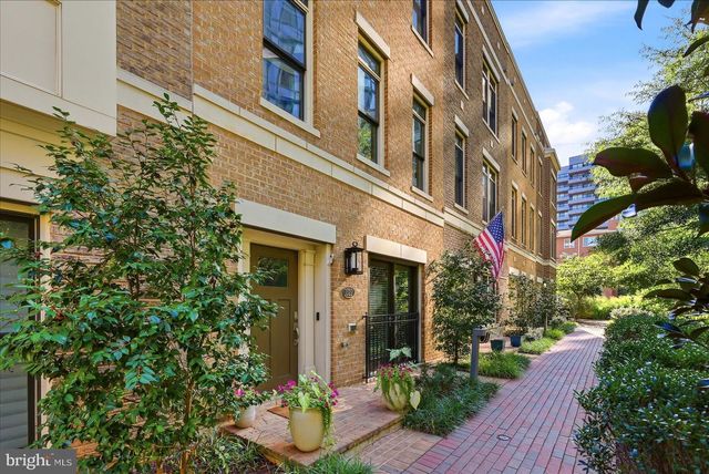 1522 16TH CT N, Arlington, VA 22209