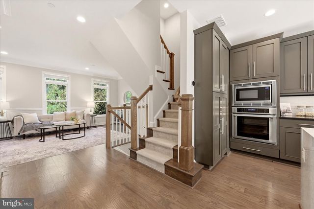 1522 16TH CT N, Arlington, VA 22209