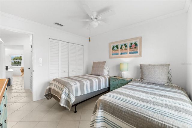 6708 SARASEA CIRCLE 202, Sarasota, FL 34242