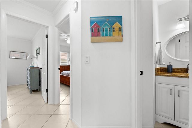 6708 SARASEA CIRCLE 202, Sarasota, FL 34242