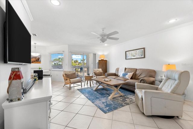 6708 SARASEA CIRCLE 202, Sarasota, FL 34242