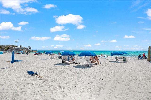 6708 SARASEA CIRCLE 202, Sarasota, FL 34242
