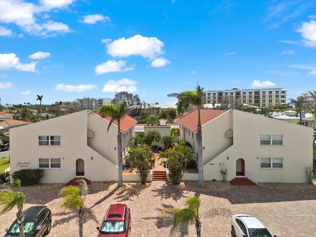 6708 SARASEA CIRCLE 202, Sarasota, FL 34242