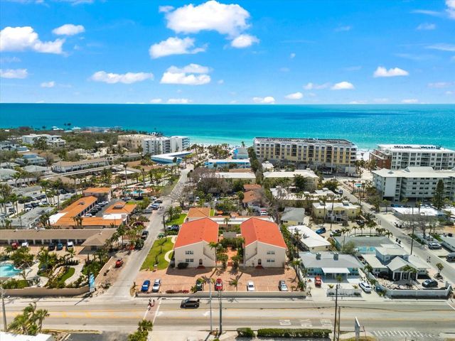 6708 SARASEA CIRCLE 202, Sarasota, FL 34242