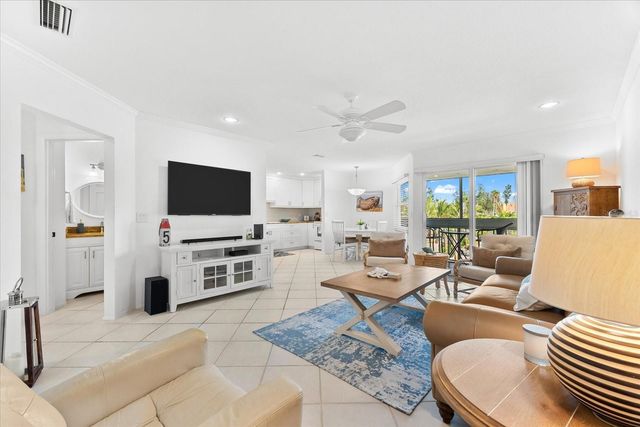 6708 SARASEA CIRCLE 202, Sarasota, FL 34242