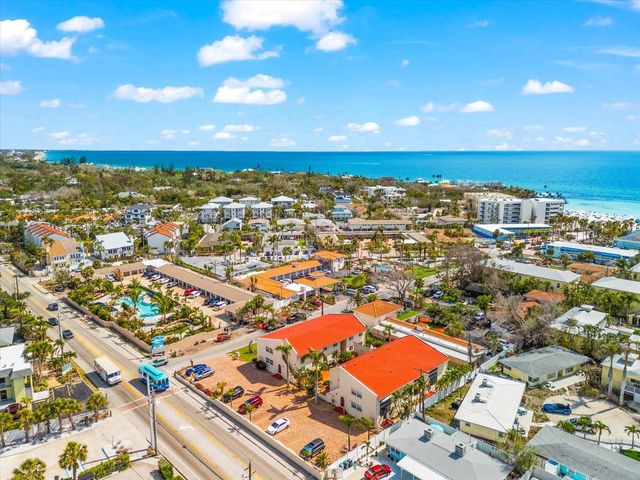 6708 SARASEA CIRCLE 202, Sarasota, FL 34242