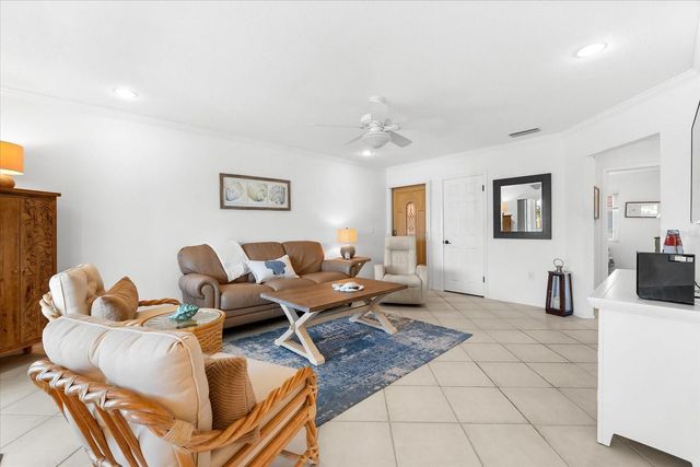 6708 SARASEA CIRCLE 202, Sarasota, FL 34242