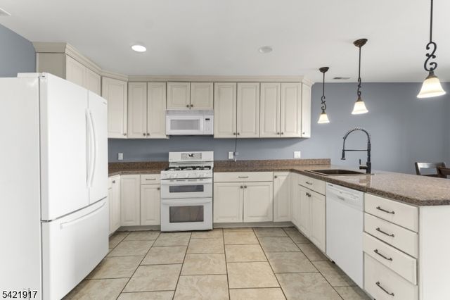 5 Eagles Nest Dr 5, Vernon Twp., NJ 07462