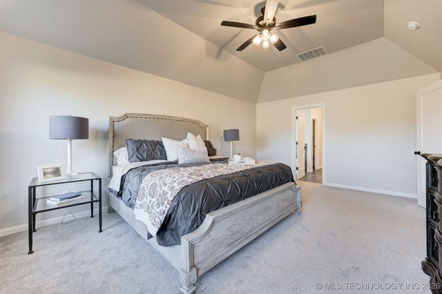 1613 N 72nd Street, Broken Arrow, OK 74014