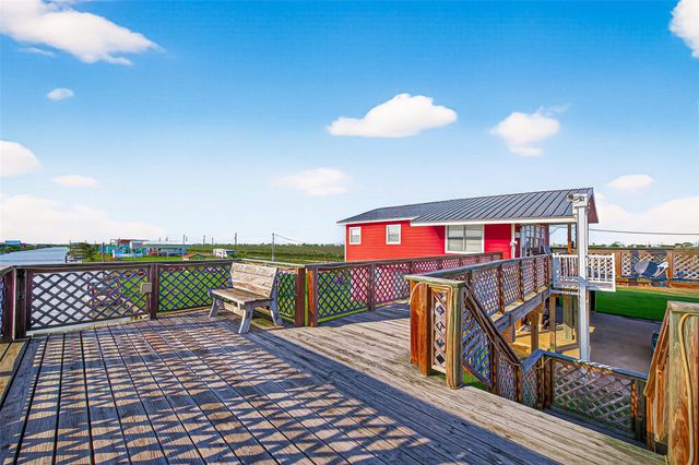 1870 Hall Road, Sargent, TX 77414