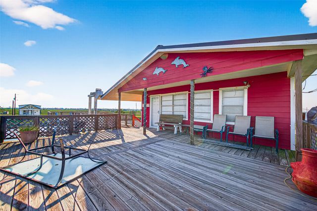 1870 Hall Road, Sargent, TX 77414