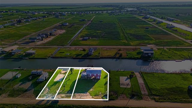 1870 Hall Road, Sargent, TX 77414