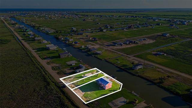 1870 Hall Road, Sargent, TX 77414