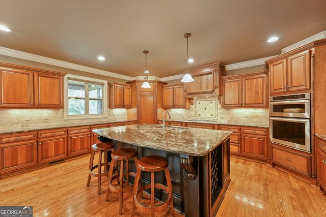 3066 Walking Horse Trail, Buford, GA 30519
