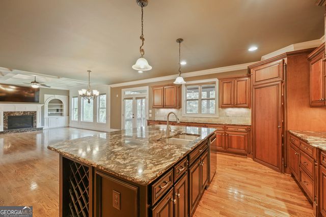 3066 Walking Horse Trail, Buford, GA 30519