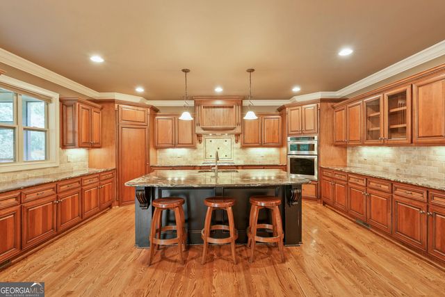 3066 Walking Horse Trail, Buford, GA 30519