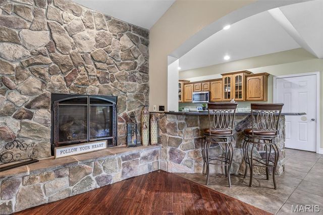 1700 N 6th Street, De Soto, MO 63020