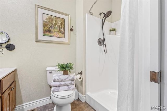 1700 N 6th Street, De Soto, MO 63020