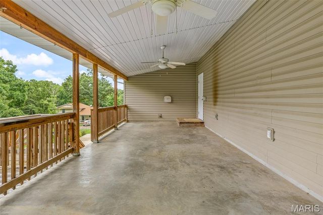 1700 N 6th Street, De Soto, MO 63020